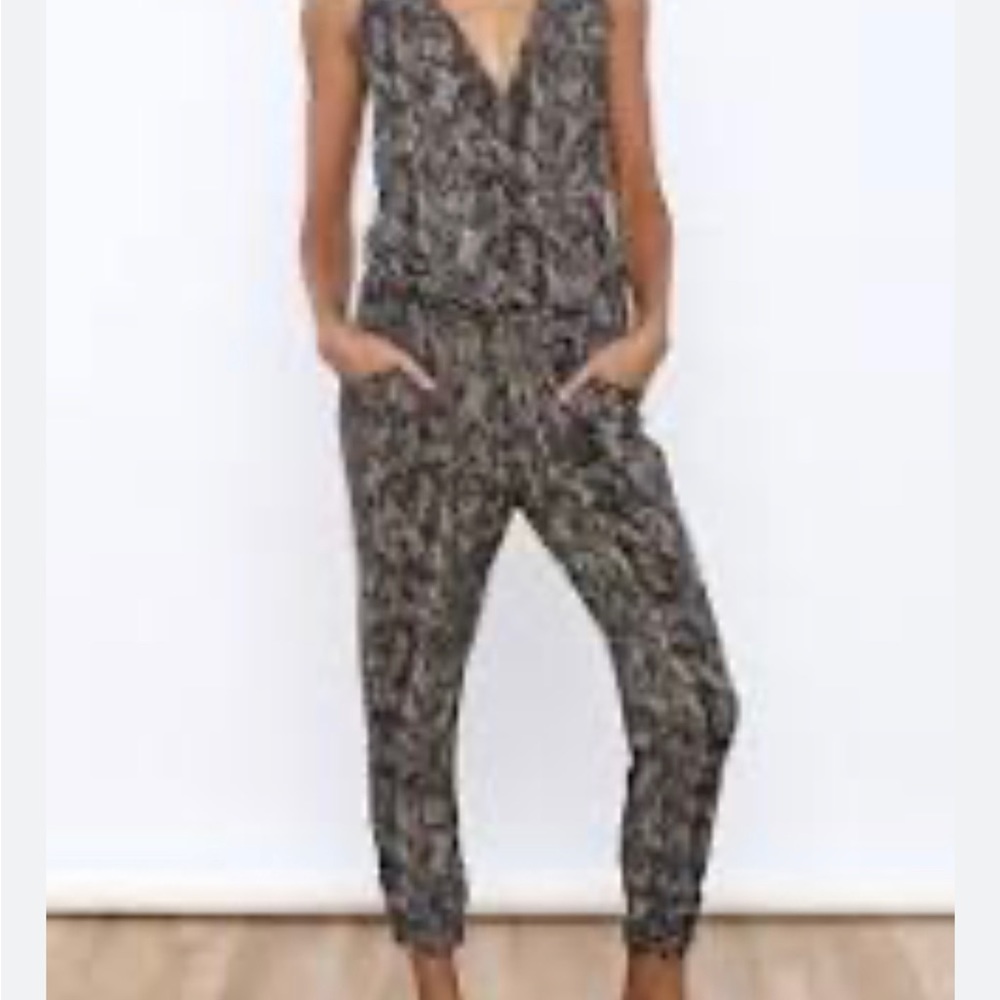 Veronica M size M Patterned Jumpsuit